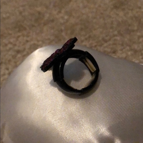 Pink cross ring - Picture 3 of 4